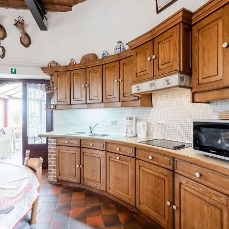 Stunning Holiday Home In Oombergen With Terrace And Garden Zottegem Kültér fotó