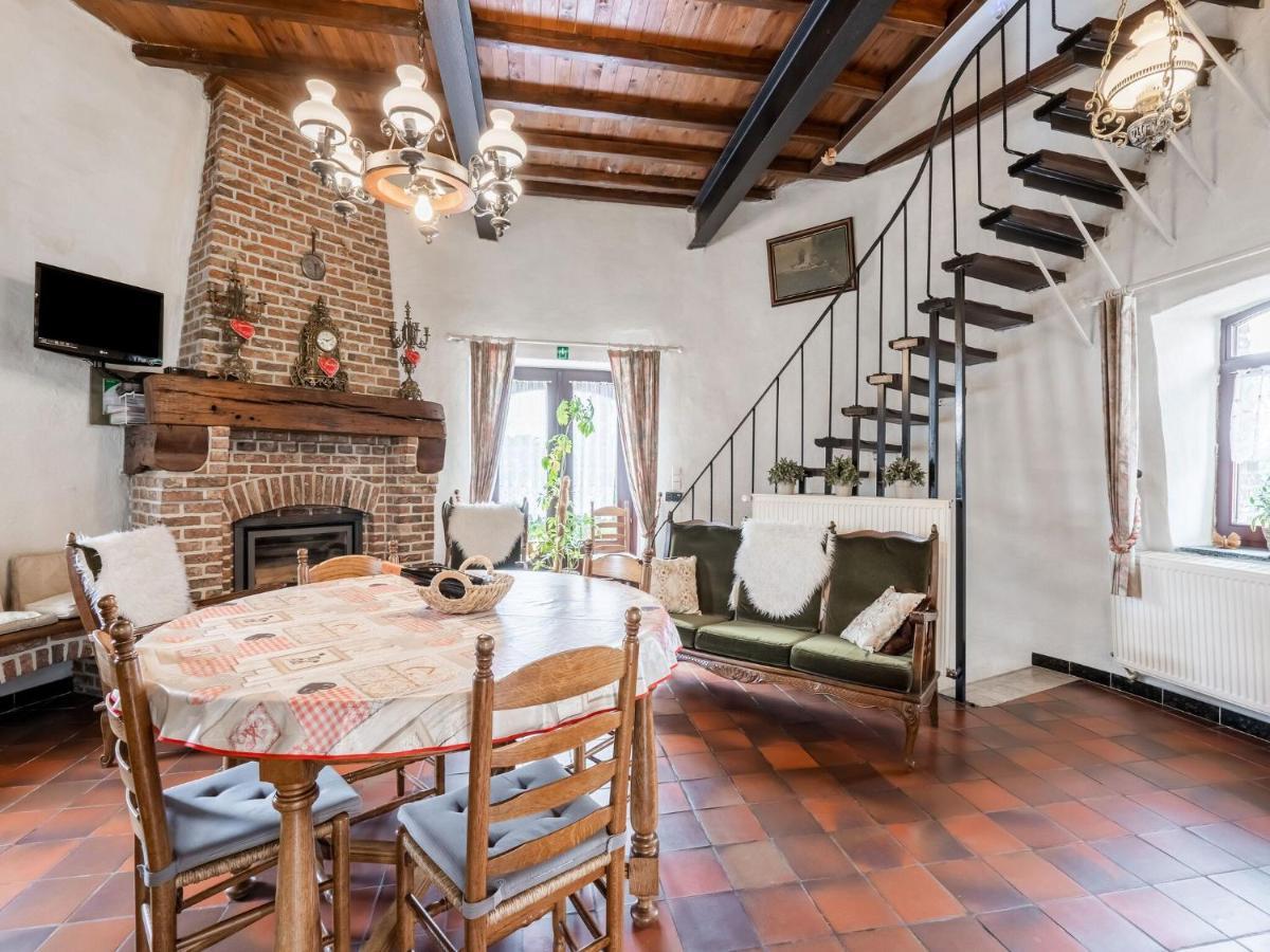 Stunning Holiday Home In Oombergen With Terrace And Garden Zottegem Kültér fotó