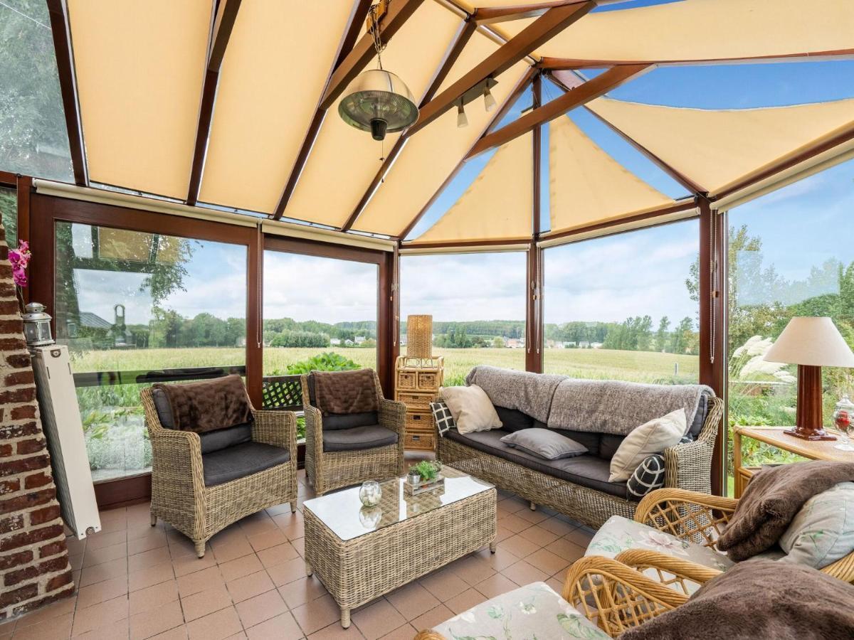Stunning Holiday Home In Oombergen With Terrace And Garden Zottegem Kültér fotó
