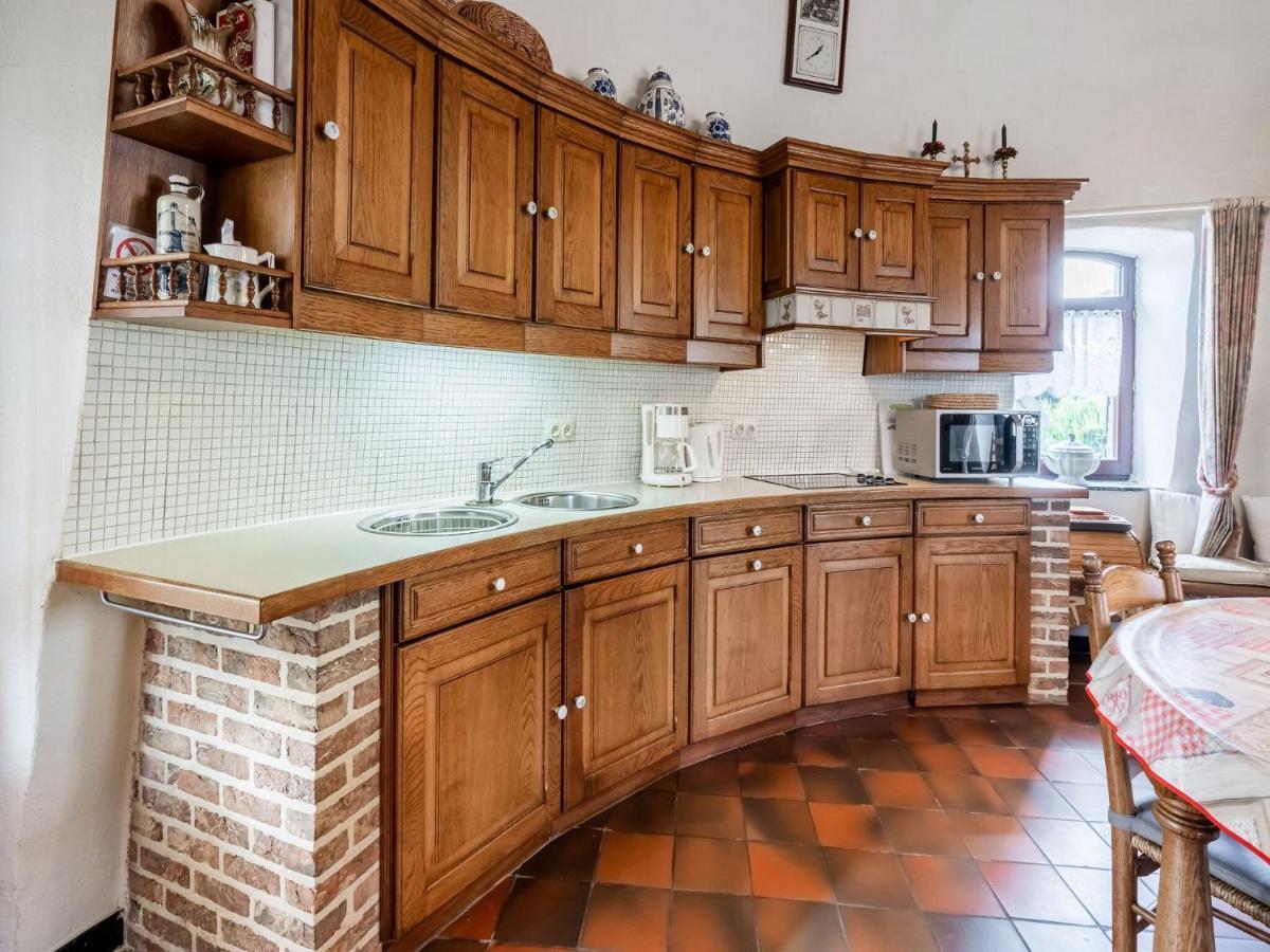 Stunning Holiday Home In Oombergen With Terrace And Garden Zottegem Kültér fotó