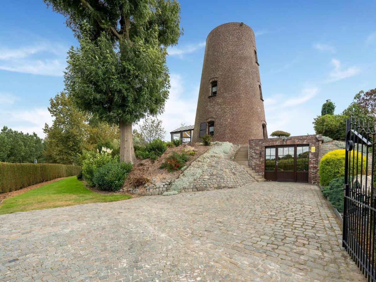 Stunning Holiday Home In Oombergen With Terrace And Garden Zottegem Kültér fotó