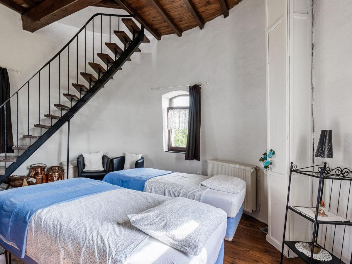 Stunning Holiday Home In Oombergen With Terrace And Garden Zottegem Kültér fotó